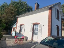 La maisonnette de la gare，位于Montmartin-sur-Mer的酒店