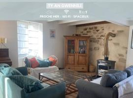 Ty An Gwennili * Maison familiale * Wi-Fi，位于普卢阿尔内的酒店