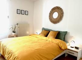 PARIS-MONTROUGE Magnifique appartement 3 pièces de 75m2 avec PARKING - très cosy pour 1 - 8 personnes refait à NEUF -ENTIRE APARTMENT LUXURIOUS AND WARM -Montrouge Paris 14ème - Proche Aéroport Orly Parc Expositions Porte de Versailles FREE WIFI GRATUIT，位于蒙鲁日的酒店
