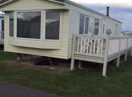 2 Bedroom 6 Birth Caravan - Towyn