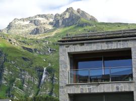 Chesa La Montanella - Ferienwohnung, Maloja，位于马洛亚的酒店