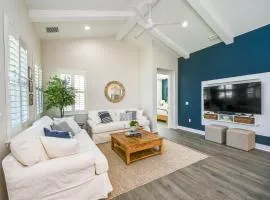 Naples Retreat with Community Perks 6 Mi to Beach!