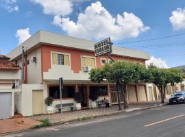 Hotel Itália，位于阿拉瓜里的酒店