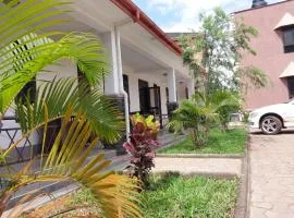 Travel Sanctuary Residence - Uganda