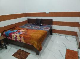 Krishna Guest House，位于Gunnaur的酒店