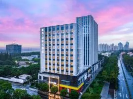 上海吴淞游轮码头曙光亚朵X酒店