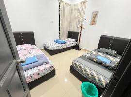 EMPIRE HOMESTAY PAKA ROOM 3A，位于Paka的酒店