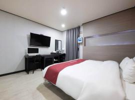 Seosan Hotel November，位于Seosan的酒店