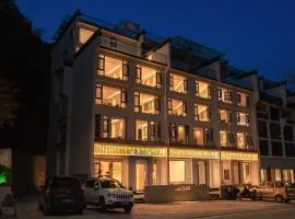 Mount Huangshan yunqu Qinxiang B& B- Huangshan Mountain Scenic Area Tangkou South Gate Interchange Center