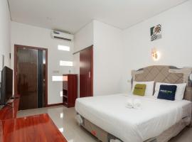 Urbanview Hotel Amarilis Sentul Bogor by RedDoorz，位于Pasirkuda的酒店