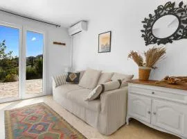 Rez de villa avec jardin vue mer