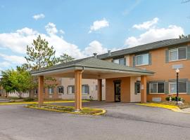 Quality Inn Bemidji，位于伯米吉的酒店