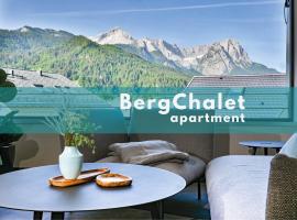 BergChalet，位于加尔米施-帕滕基兴加米施－帕腾基兴站附近的酒店