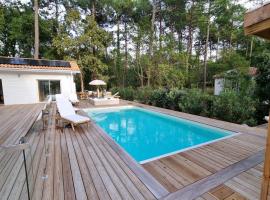 Les Chalets du Golf de Biscarrosse，位于比斯卡罗斯的酒店