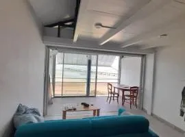 Bright and comfortable seafront studio