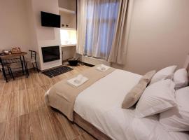 Kleodora Apartments，位于阿拉霍瓦的住宿