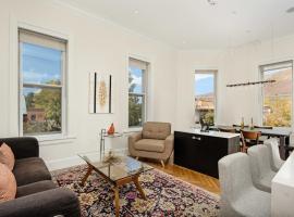 Independence Square 203, Stunning Suite w/ Great Views of Downtown Aspen，位于阿斯潘的酒店