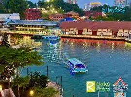 CasaDeRio Residences DeluxRiverSuite Walk5minsToJonkerSt By Heystay Management