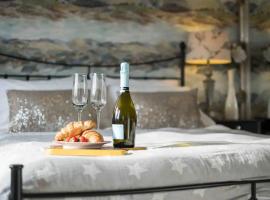 Serendipity ~ Romantic Hideaway in Ambleside，位于安布尔塞德的酒店