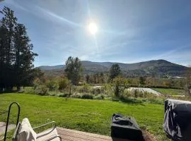 Hunter Mountain Retreat Incredible Views, Pool, Fire Pit
