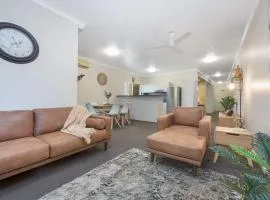 2 bed unit in South Townsville