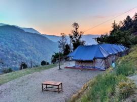 Valley view camps &cottages，位于奈尼塔尔的豪华帐篷营地