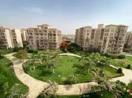 Luxury Inn 3BR Amazing view in Madinaty B2