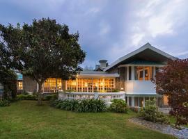 Brij Anayra Dharamshala - A Himalayan Luxury Retreat，位于达兰萨拉的酒店