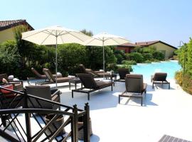 Joia Hotel & Luxury Apartments RTA，位于布鲁萨珀尔图的酒店