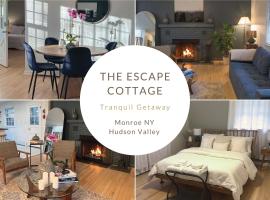 Hudson Valley Cottage Rental 3 bedrooms Monroe NY，位于门罗的酒店