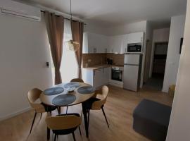 Apartman "Borićevac"，位于锡尼的低价酒店