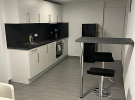 Home-for-you-Ferienwohnung Monteurwohnung，位于布亨的酒店