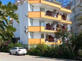 阿纳多卢酒店，位于菲尼凯的海滩短租房