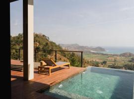 DUNIA LOMBOK - Villas with Ocean View，位于塞隆贝拉纳克的酒店