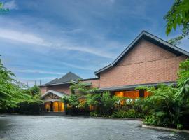 Mayfair Spring Valley Resort Guwahati，位于古瓦哈提的酒店