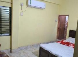 Kazi International Residential Hotel，位于Benāpol的酒店