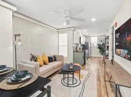 1 BR Passyunk Ave Stunner- Perfect Location