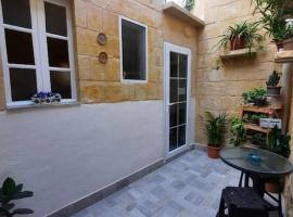 Bizzilla Lodging Suite，位于Mqabba的别墅