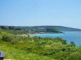 CHINE COTTAGE, 136 Brambles Chine, self-catering coastal bungalow in rural West Wight