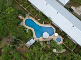 Laguna Eco Village #205 Pool/ Tennis Courts/ BBQ，位于奎波斯城达马斯岛附近的酒店
