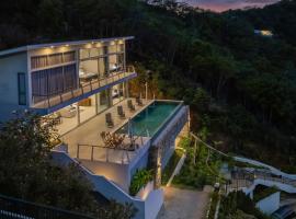 TWO SISTERS HILL Villa - Spectaculaire vue sur mer，位于苏梅岛的酒店