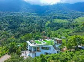 Sinharaja Tea Garden Hotel