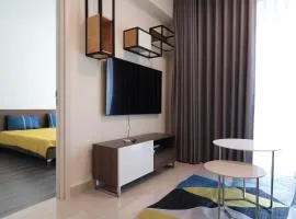 Deluxe apartment with balcony, pool, fitness and yoga