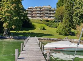 Starnberger Traum mit eigenem Steg，位于波金格的酒店