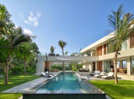 Villa Selong Belanak - Private Beach Access，位于塞隆贝拉纳克的度假短租房