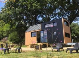 La Tiny House coté pré，位于Plonéour-Lanvern的小屋