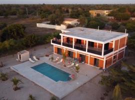 Villa Le P’tit Paradis，位于Ngalou Sessène的酒店