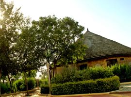 Neelkanth's Bagar Inn Resort，位于Jhunjhunūn的酒店