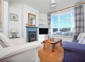 Dartmouth Cottage - River and Sea Views with Parking Permit