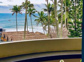 hello beach view resorts，位于瓦尔卡拉的海滩酒店